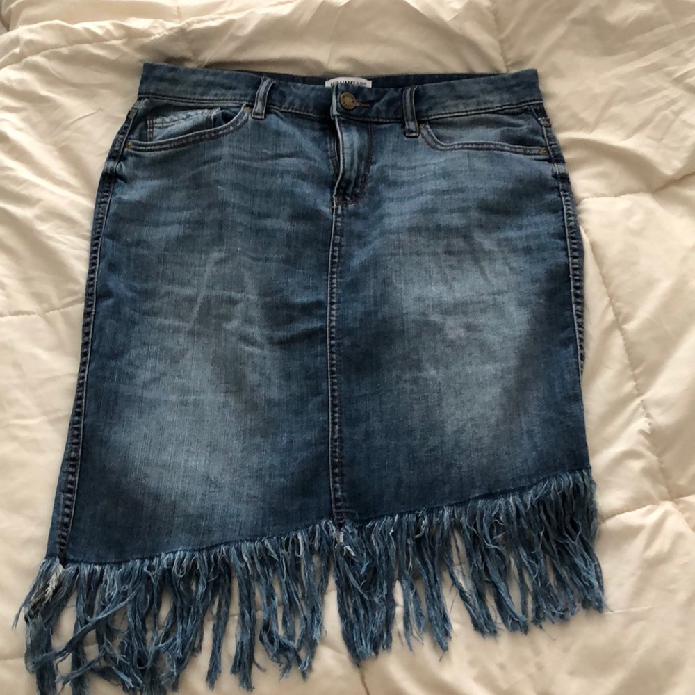 Very cute jeans skirt